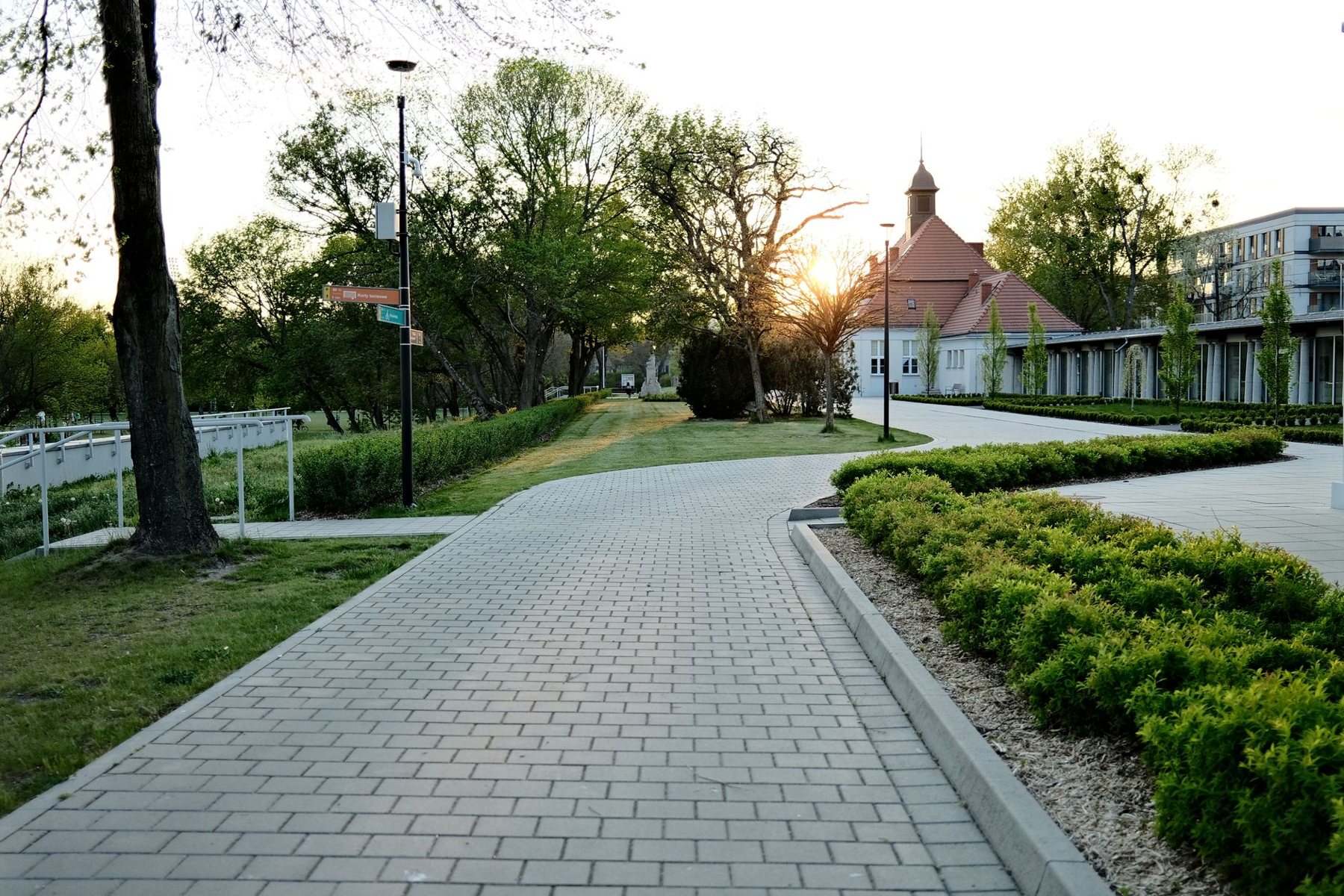 Walkways & Paths in Peoria AZ